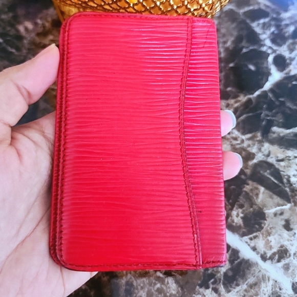 LV Louis Vuitton Epi Card Case - Picture 2 of 5